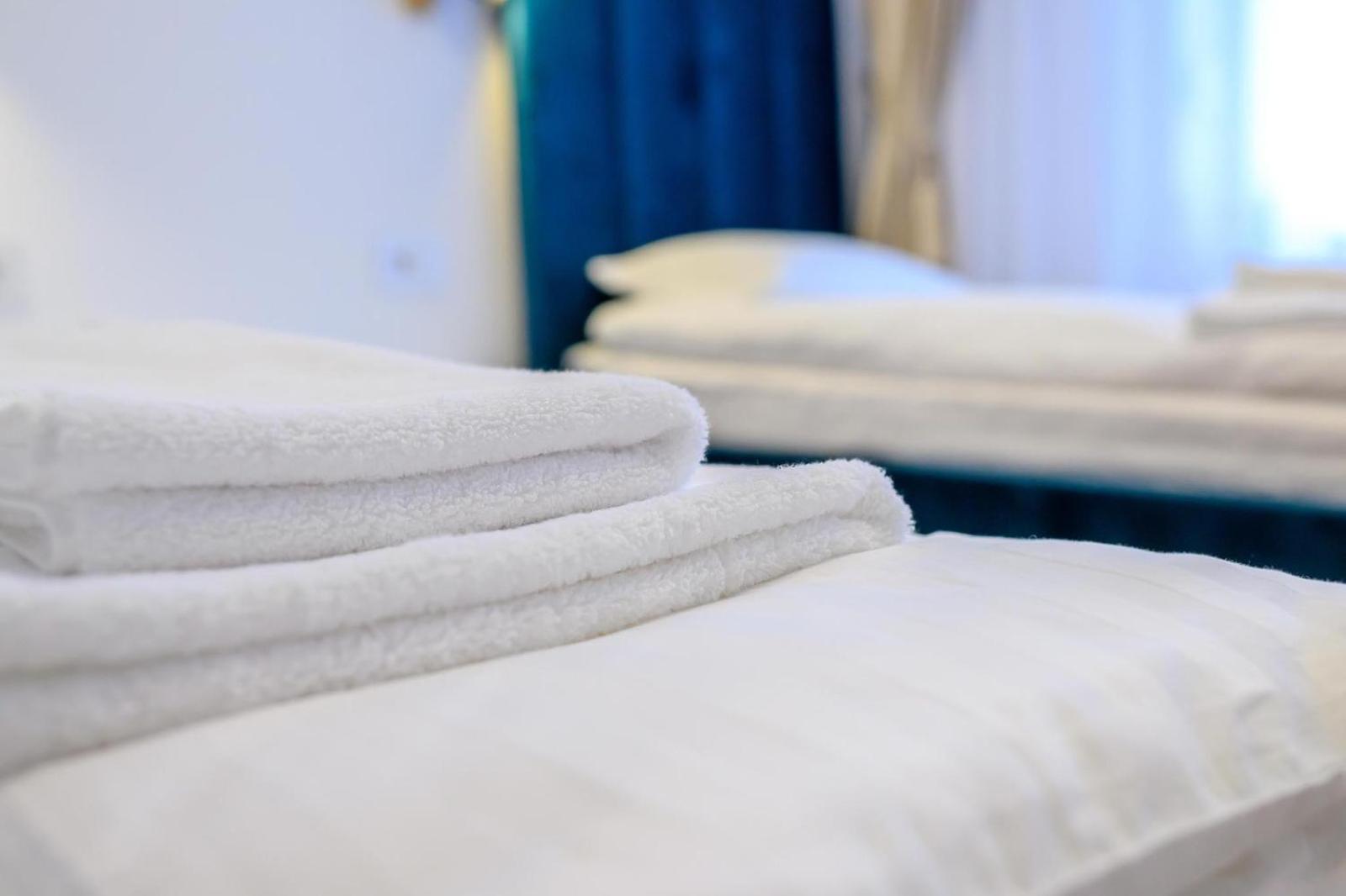 Five Stars Apartment Timisoara Luaran gambar