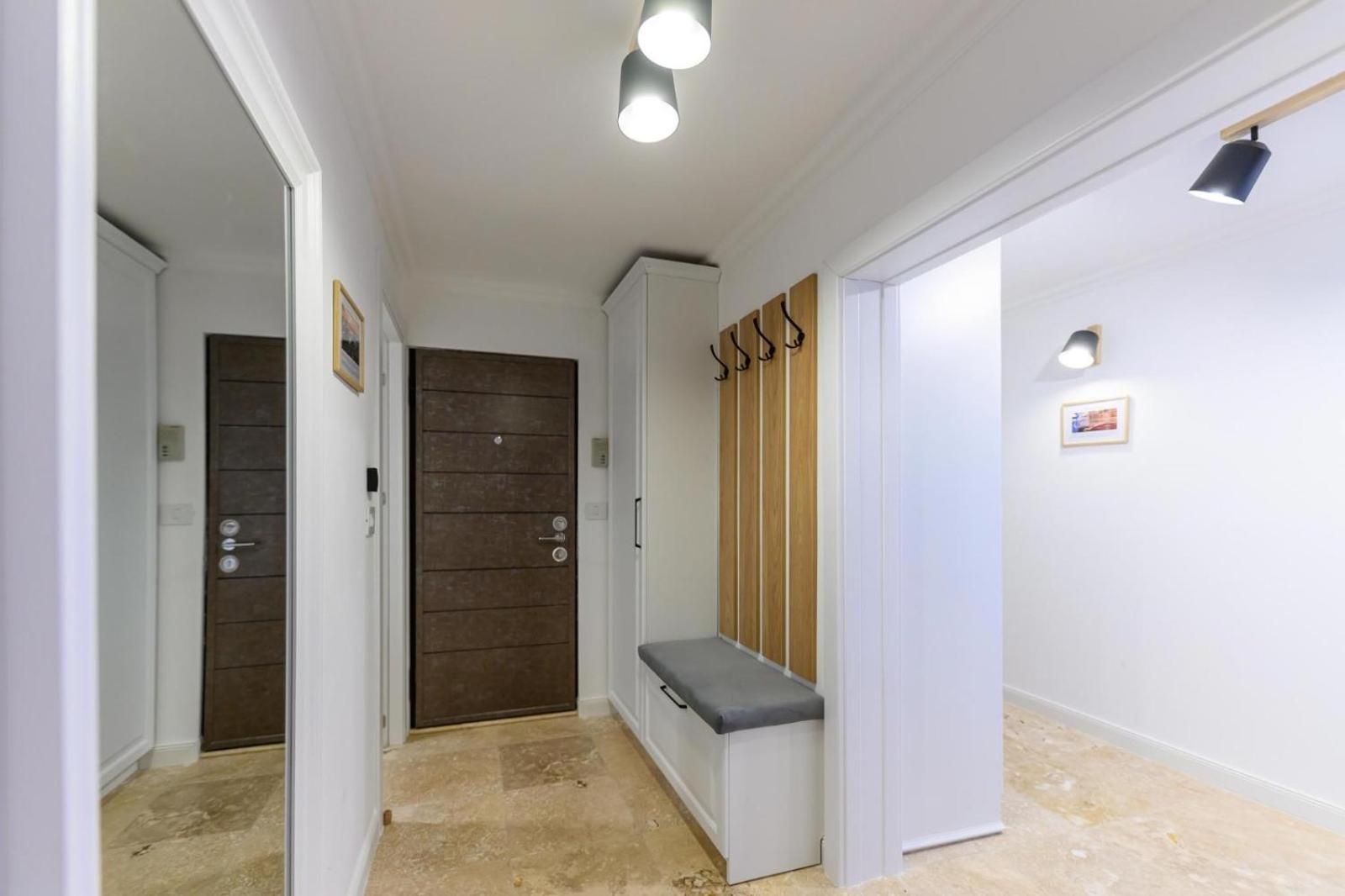 Five Stars Apartment Timisoara Luaran gambar