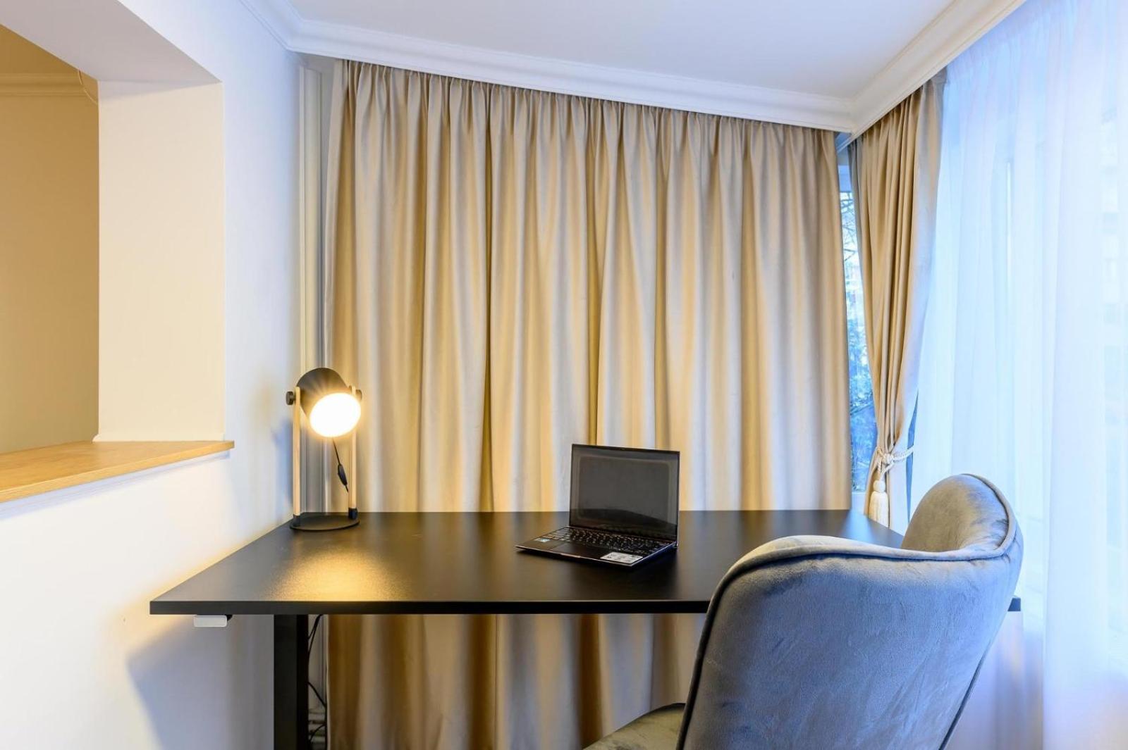 Five Stars Apartment Timisoara Luaran gambar