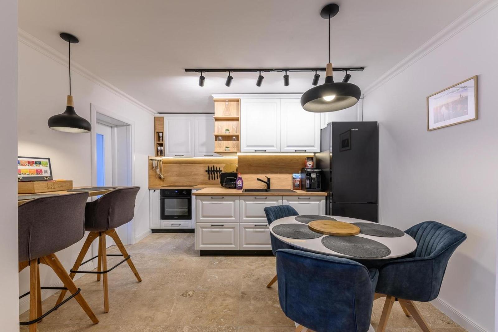 Five Stars Apartment Timisoara Luaran gambar